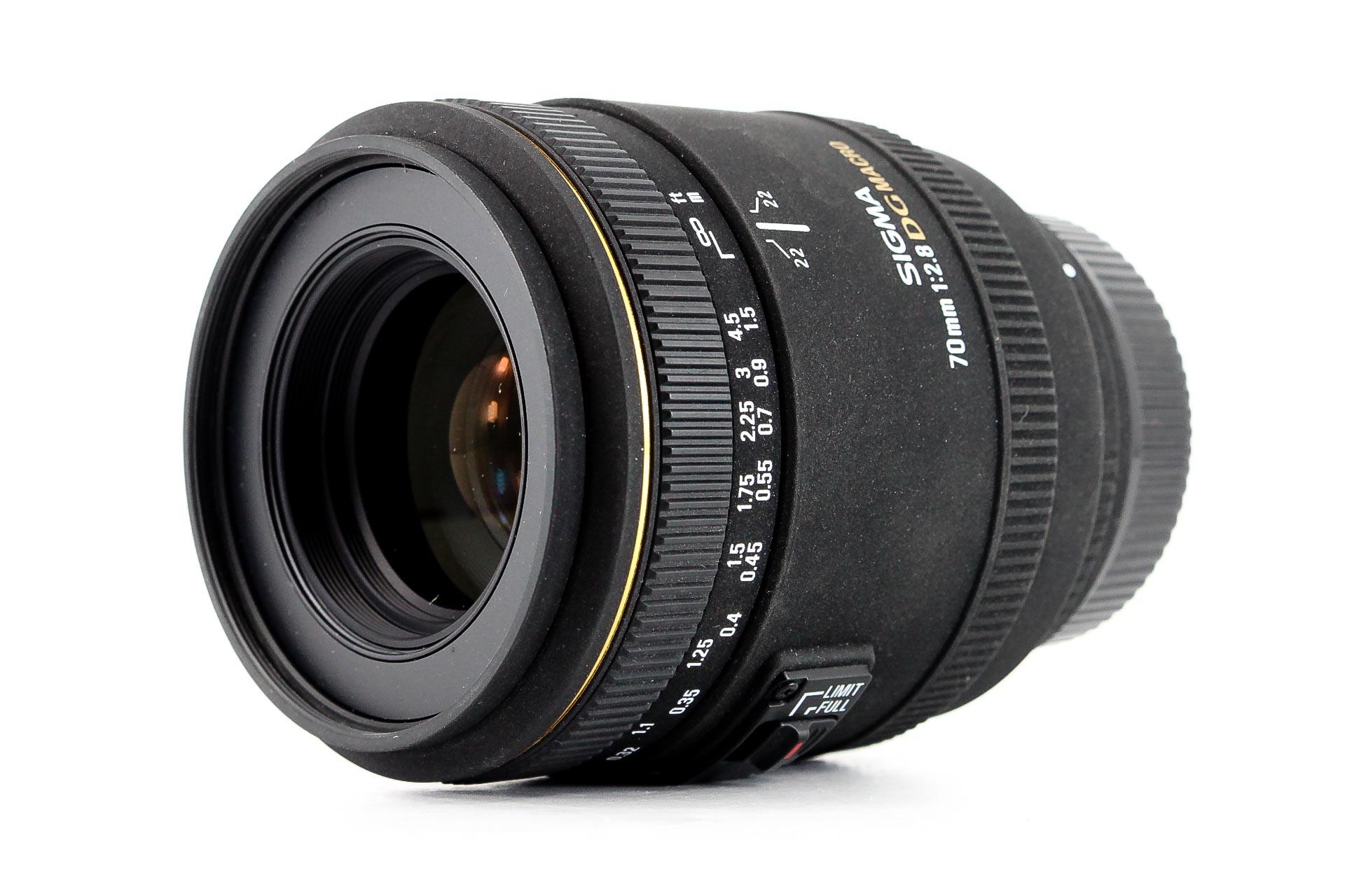 Sigma 70mm f/2.8 EX DG Macro Nikon Fit Lens