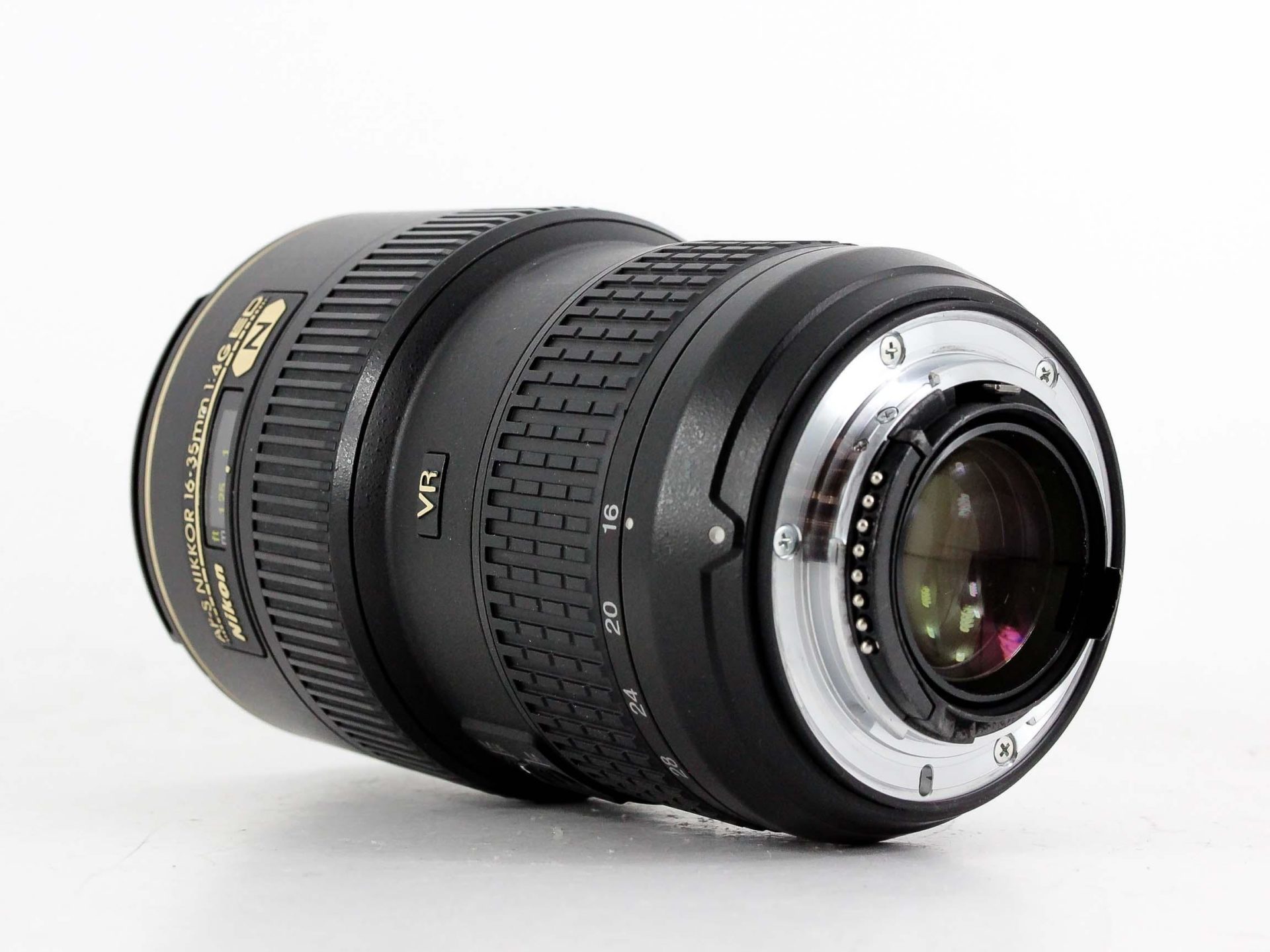 Nikon AF-S 16-35mm f/4G VR Lens - Lenses and Cameras