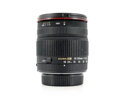 Sigma 18-200mm f/3.5-6.3 DC Nikon Fit Lens