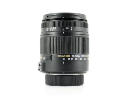 Sigma 18-250mm f/3.5-6.3 DC Macro OS HSM Nikon Fit