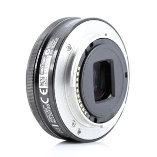 Sony E 20mm F2.8 pancake lens