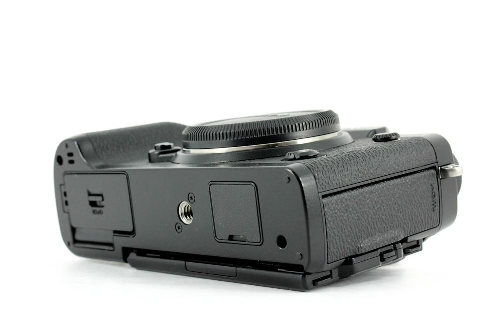 Fujifilm X-T3 26.1 MP Mirrorless Camera Black (Body Only) - Lenses