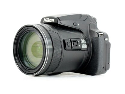 Nikon COOLPIX P900 16.0MP Digital Camera - Black