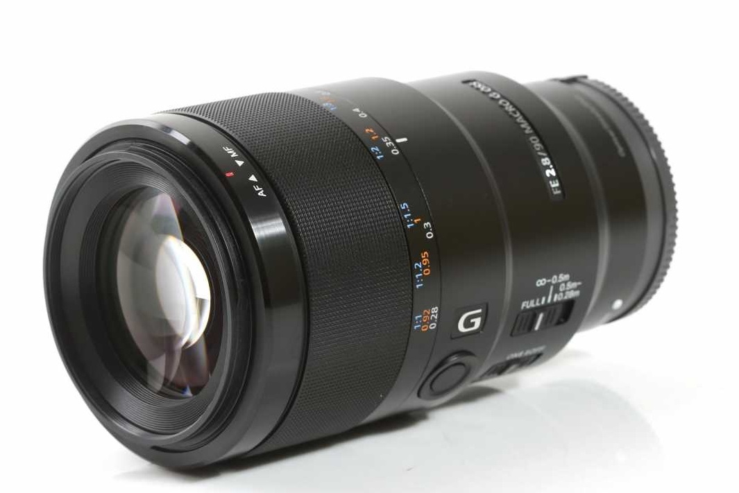 Sony FE 90mm f2.8 Macro G OSS Lens SEL90M28G - Lenses and Cameras