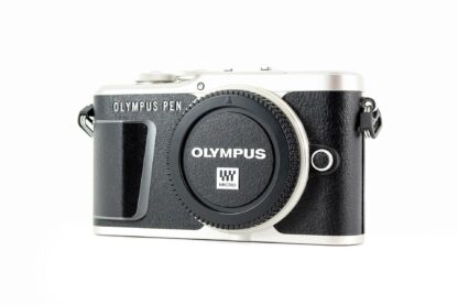 Olympus PEN E-PL9 16.1MP Digital Camera Black/white - (Body Only)