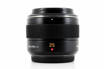 Panasonic Leica Summilux 25mm F/1.4 DG ASPH Lens - Black