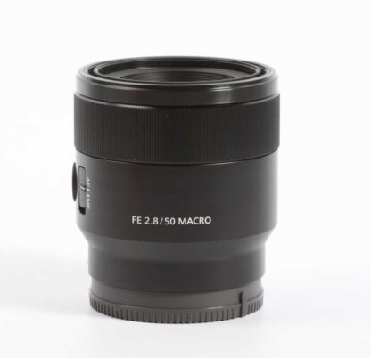 Sony FE 50mm f/2.8 Macro Lens (SEL50M28)