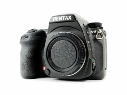 Pentax K-5 DSLR Camera 16.3MP (Body Only) - Black