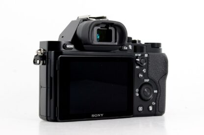 Sony A7R 36.4MP Mirrorless Digital SLR Camera - Body Only - Image 3