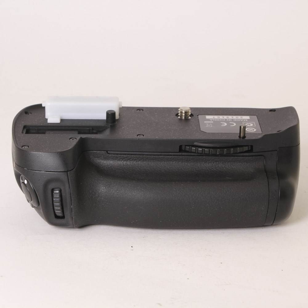 MB D14 MBD14 DynaSun D14 Impugnatura Battery Grip per Nikon D600 D610 compat 