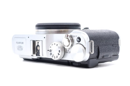 Fujifilm X-M1 16MP Digital Camera Body - Silver - Image 3