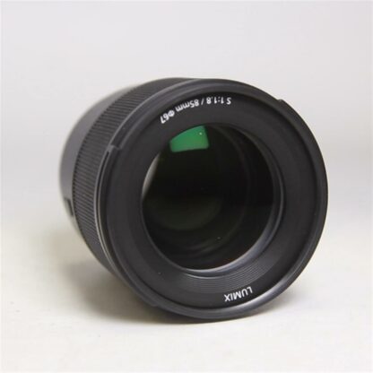 Panasonic Lumix S 85mm f1.8 Lens - Image 2