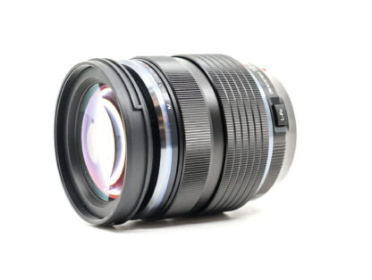 Olympus M.Zuiko Digital ED 12-40mm f2.8 II Lens - Image 2
