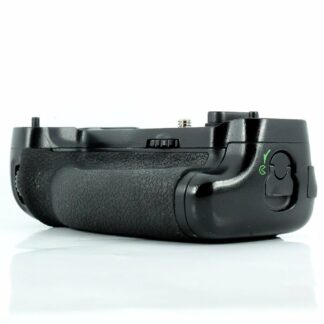 Original Nikon MB-D16 Battery Grip for Nikon D750