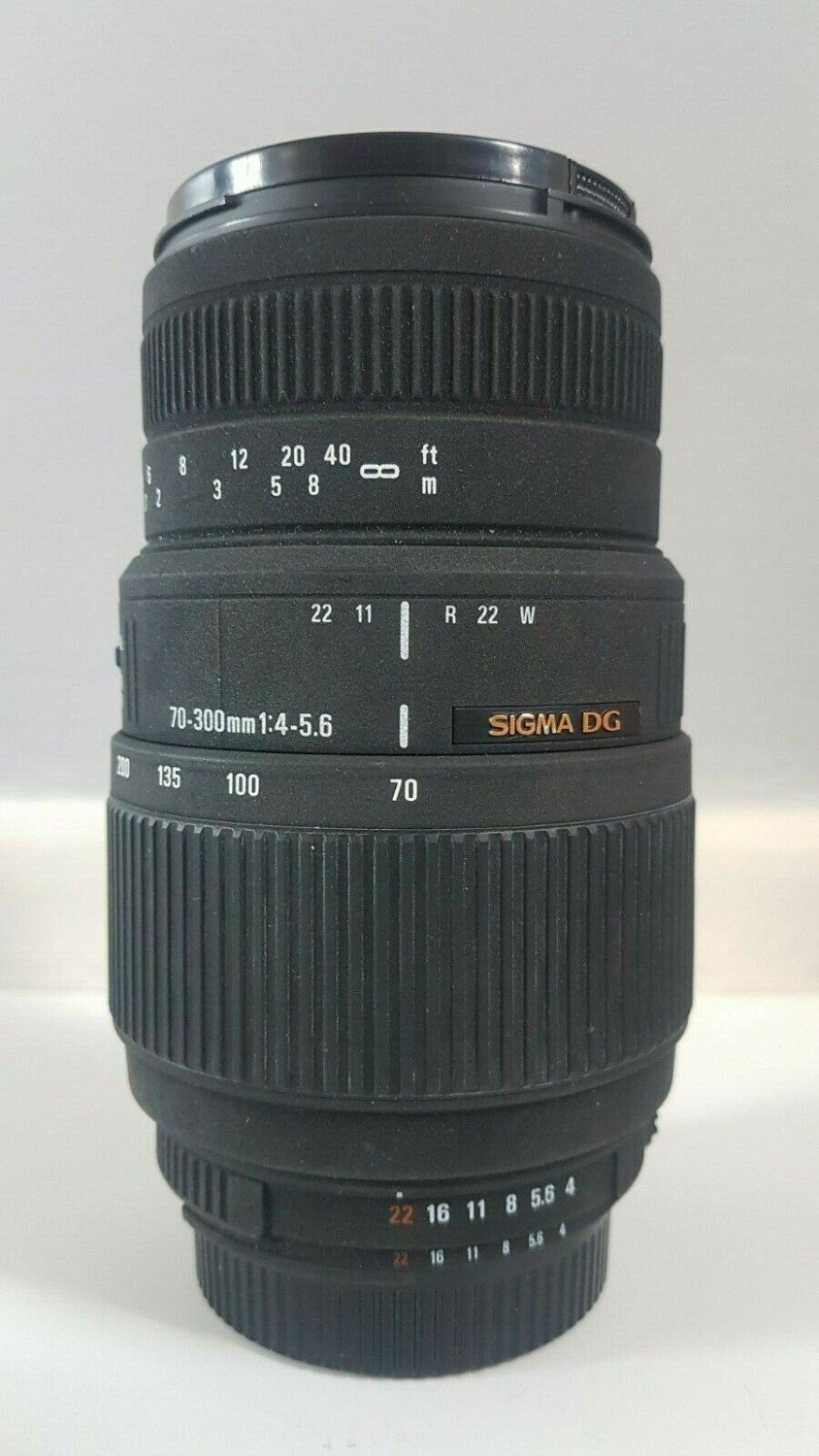 Sigma DG 70-300mm f/4.0-5.6 DG Lens Nikon - NON-MOTORISED VERSION
