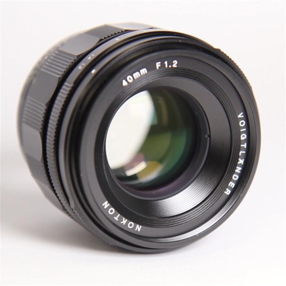 Voigtlander 40mm f1.2 Nokton Aspherical Sony E Fit Lens - Image 5