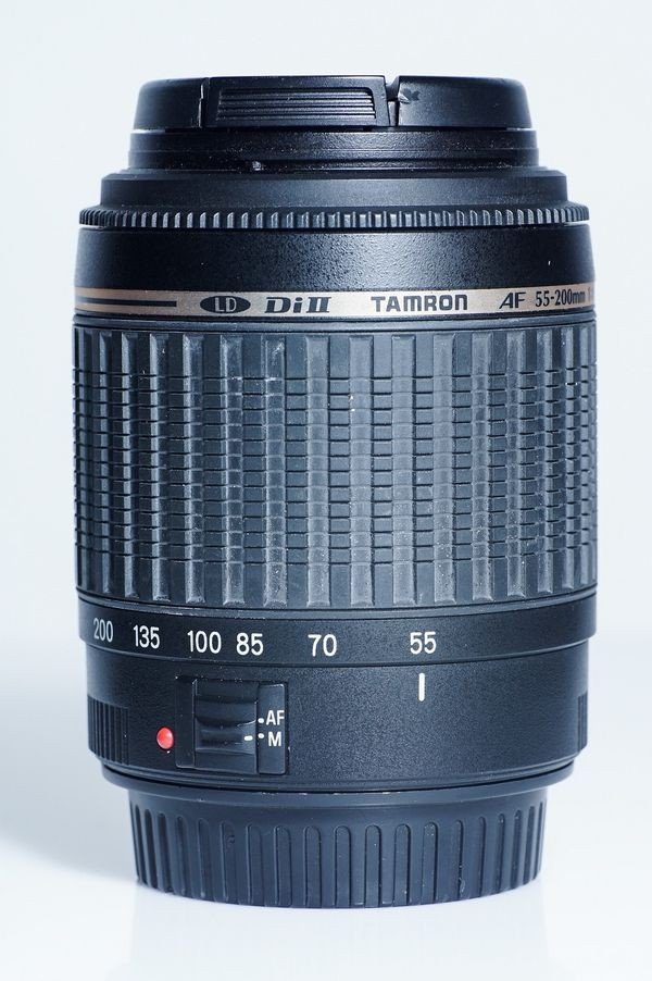 Tamron AF 55-200mm F4-5.6 Di II Macro Zoom Lens for Canon EOS