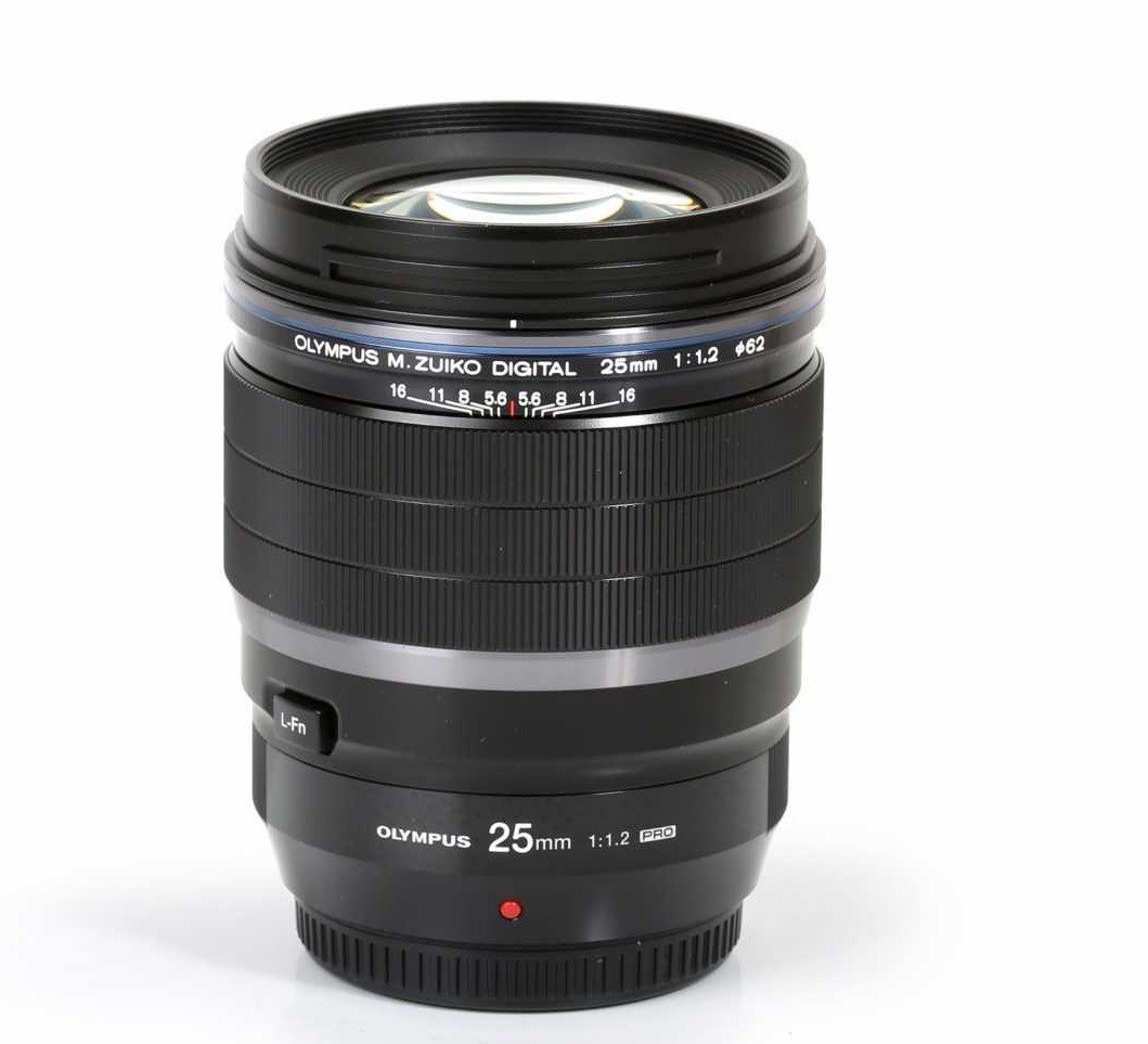 Olympus M.Zuiko Digital ED 25mm F1.2 PRO Lens