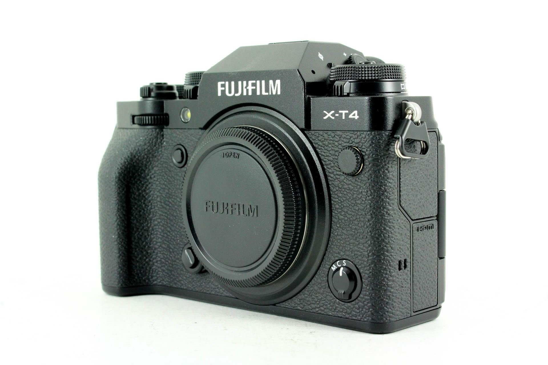Fujifilm X-T4 26.1 MP Mirrorless Camera - Black ( Body Only)