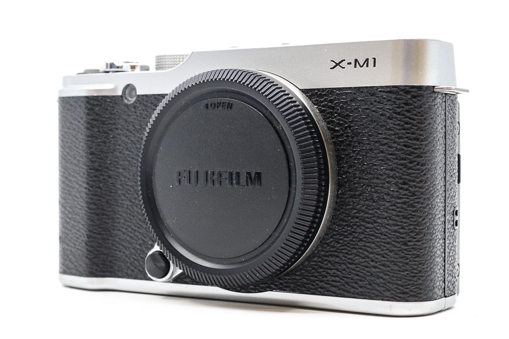 Fujifilm X-M1 16MP Digital Camera Body - Silver (1)