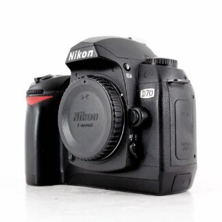 Nikon D70 6.1 MP Digital SLR Camera
