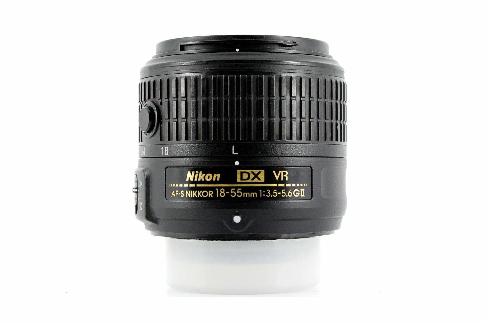 Nikon AF-S DX Nikkor 18-55mm f/3.5-5.6 G VR II Lens