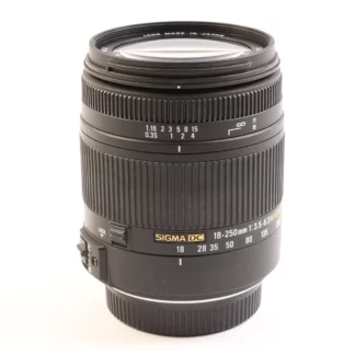 Sigma 18-250mm f3.5-6.3 DC Macro HSM Pentax fit Lens