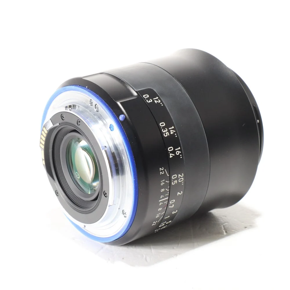 ZEISS Milvus 35mm f/2 ZE Canon EF Fit Lens - Image 4