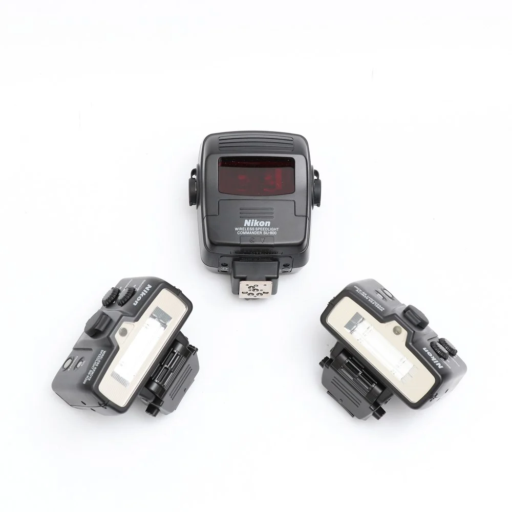 Nikon R1C1 Close-Up Speedlight Commander Kit - Image 2