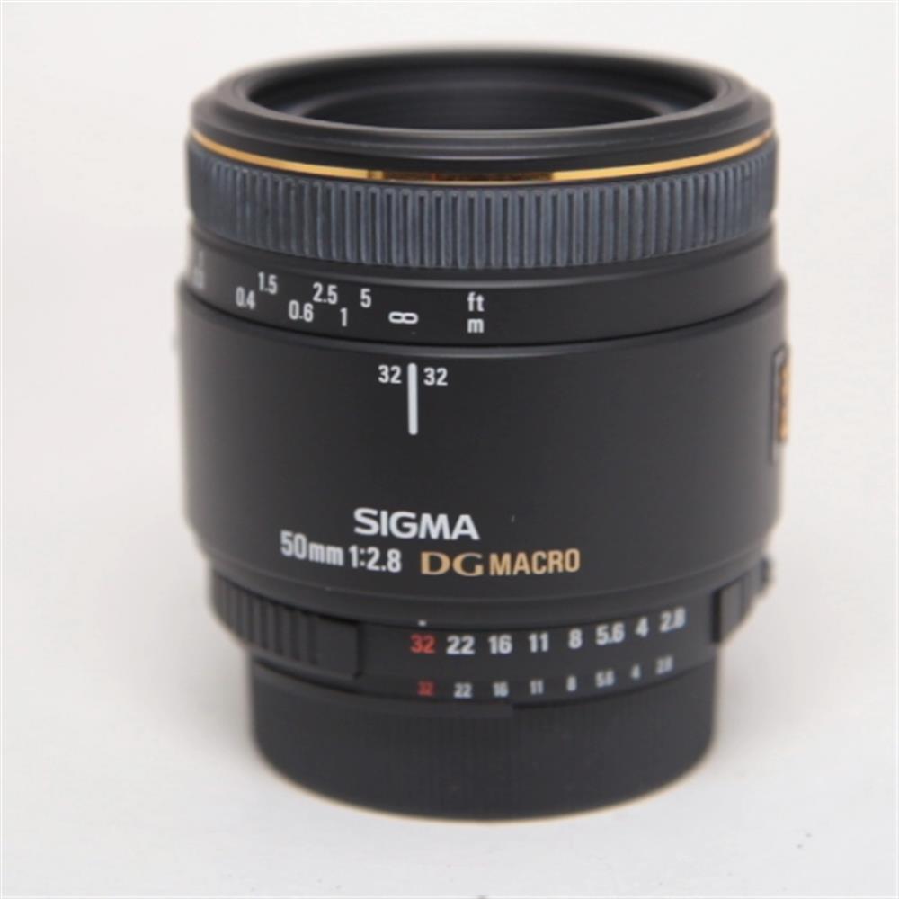 Sigma 50mm f/2.8 EX DG Macro Nikon Fit Lens