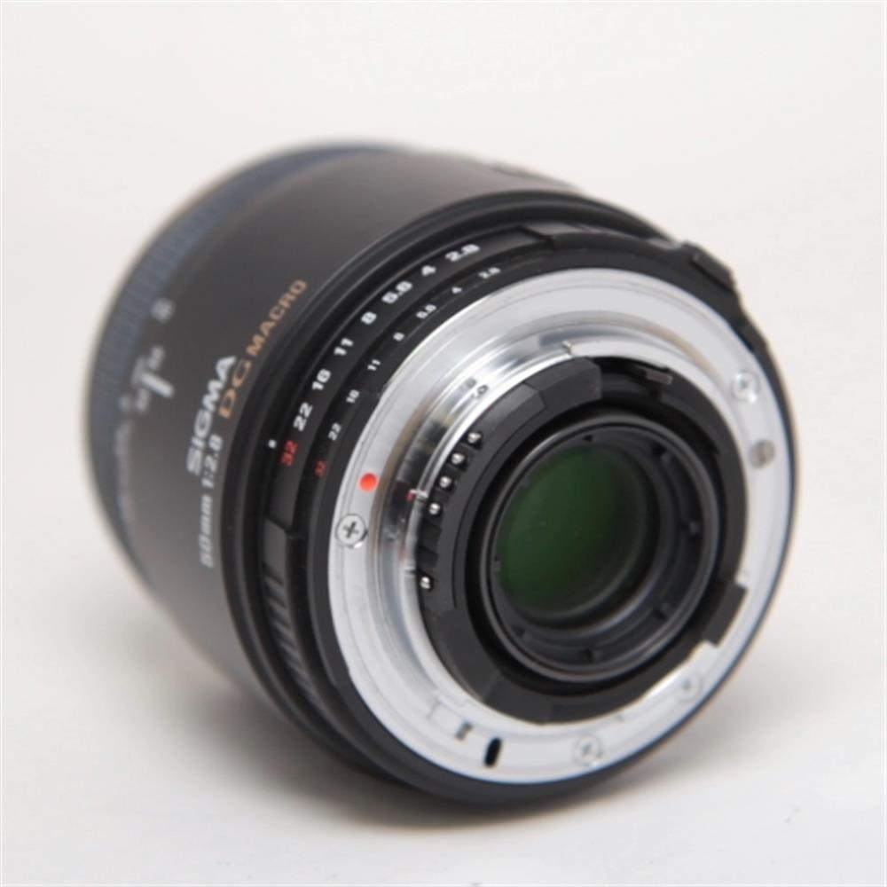 Sigma 50mm f/2.8 EX DG Macro Nikon Fit Lens - Image 3