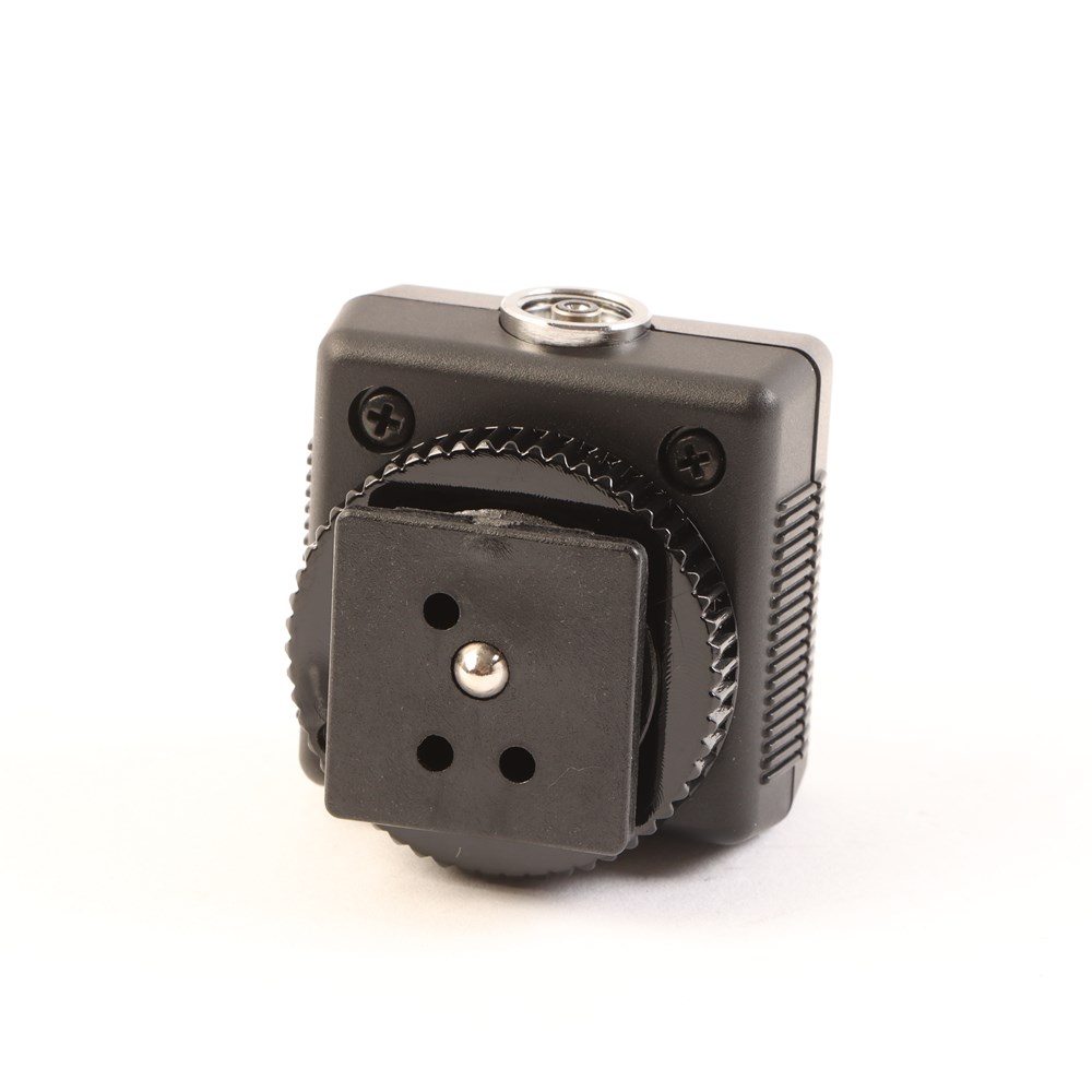 Nikon AS-15 Hotshoe Adapter - Image 2