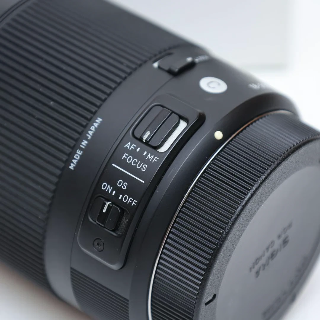 Sigma 18-300mm F/3.5-6.3 DC Macro OS HSM 'C' Lens Canon Fit + Original BOX - Image 4