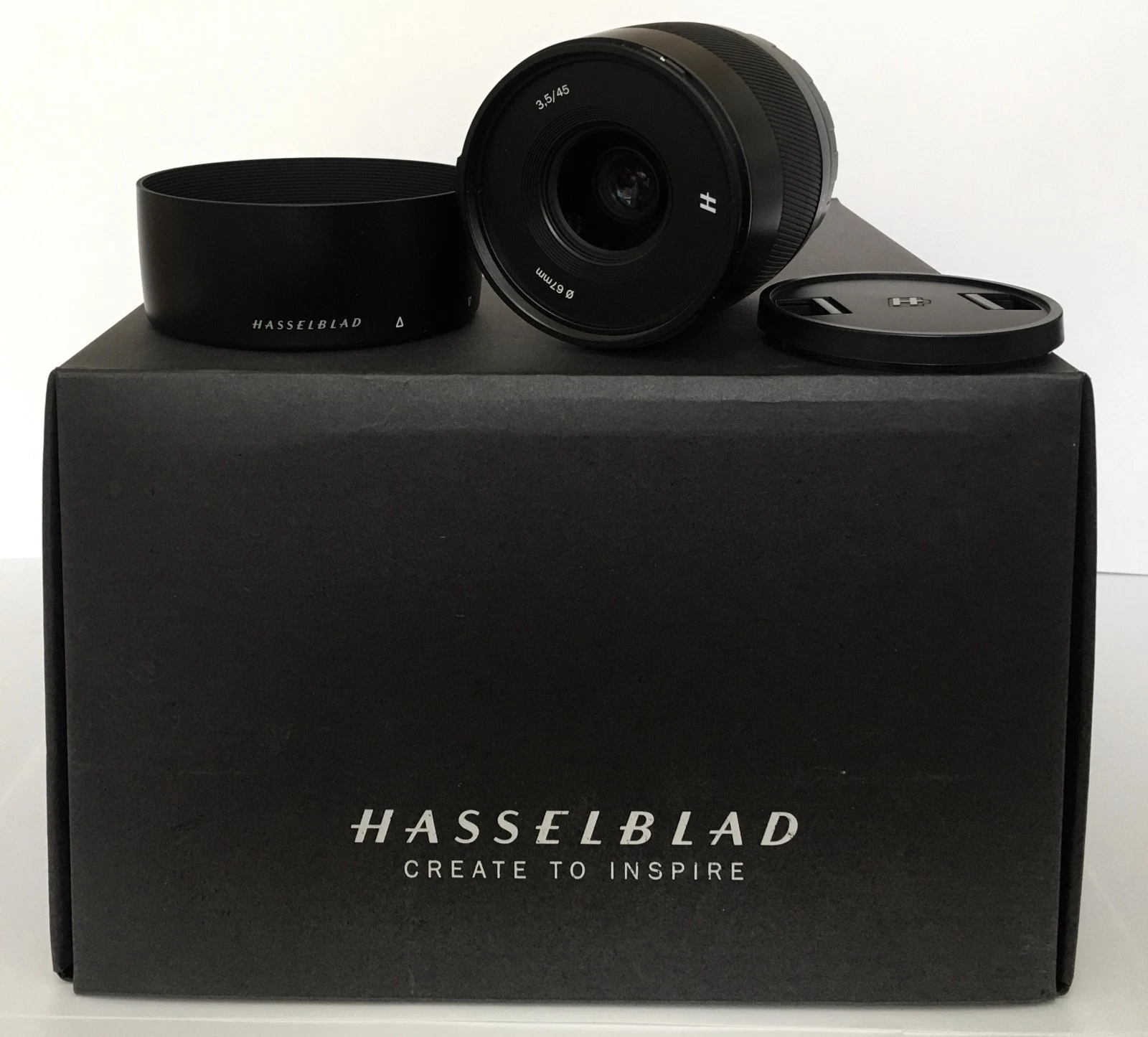 Hasselblad 45mm f/3.5 XCD Lens (for X1D-50c X1D II 50c 907X 50C 907X & CFV 100C)