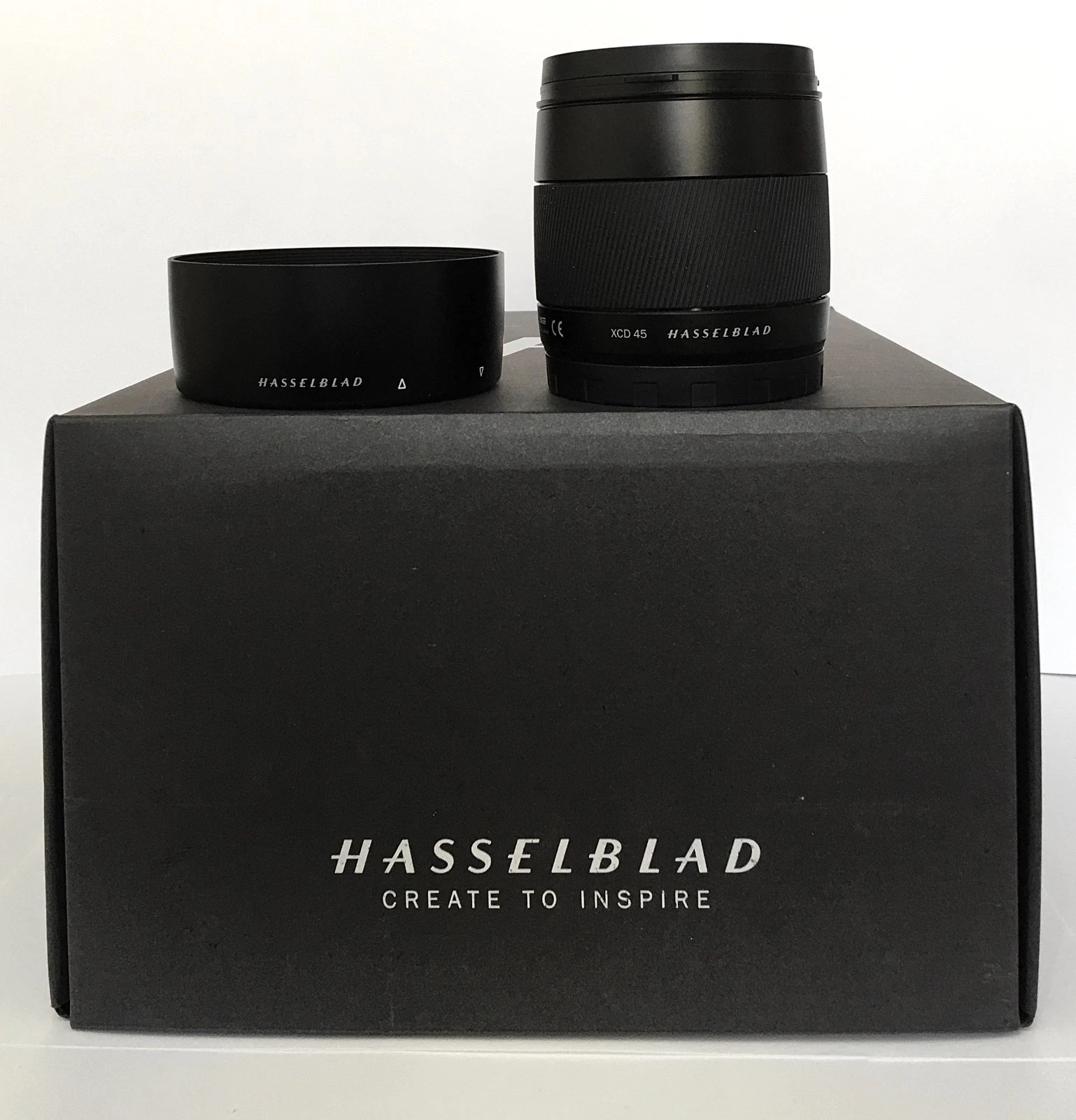 Hasselblad 45mm f/3.5 XCD Lens (for X1D-50c X1D II 50c 907X 50C 907X & CFV 100C) - Image 2